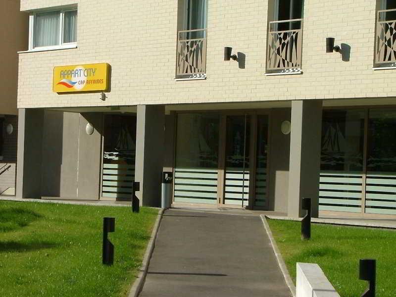 Appart'City Pontoise Cergy-Le-Haut Экстерьер фото